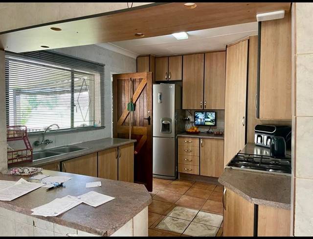 3 BEDROOM HOUSE FOR SALE IN QUELLERIE PARK